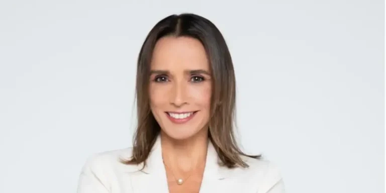 emabjadora-de-colombia-en-estados-unidos-sonriente-foto-de-portada