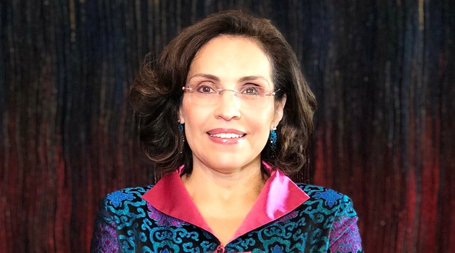 La ministra de Educación, Viviane Morales, durante un pronunciamiento oficial sobre la revisión de textos y contenidos escolares.