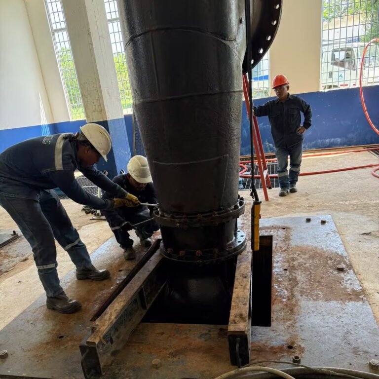 Cuadrilla técnica de Acuacar interviene la Estación de Bombeo de Agua Cruda EBAC Dolores