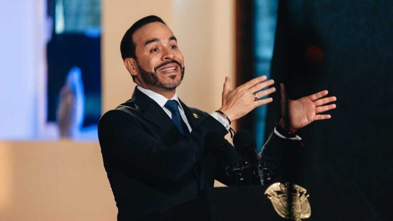 El presidente Abelardo De La Espriella durante su alocución del domingo